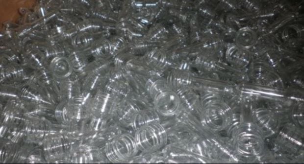 Preform plastic material for recycling