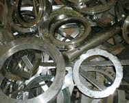Iconel 625 rings, clips and solid nickel scrap recycling material